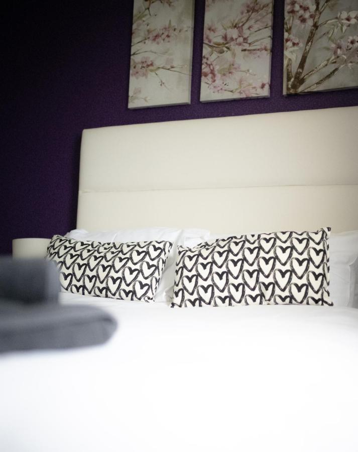 Stunning Sea Views, Luxury Apartment Beaches & Restaurants Are A Short Walk Away New Quay Eksteriør billede