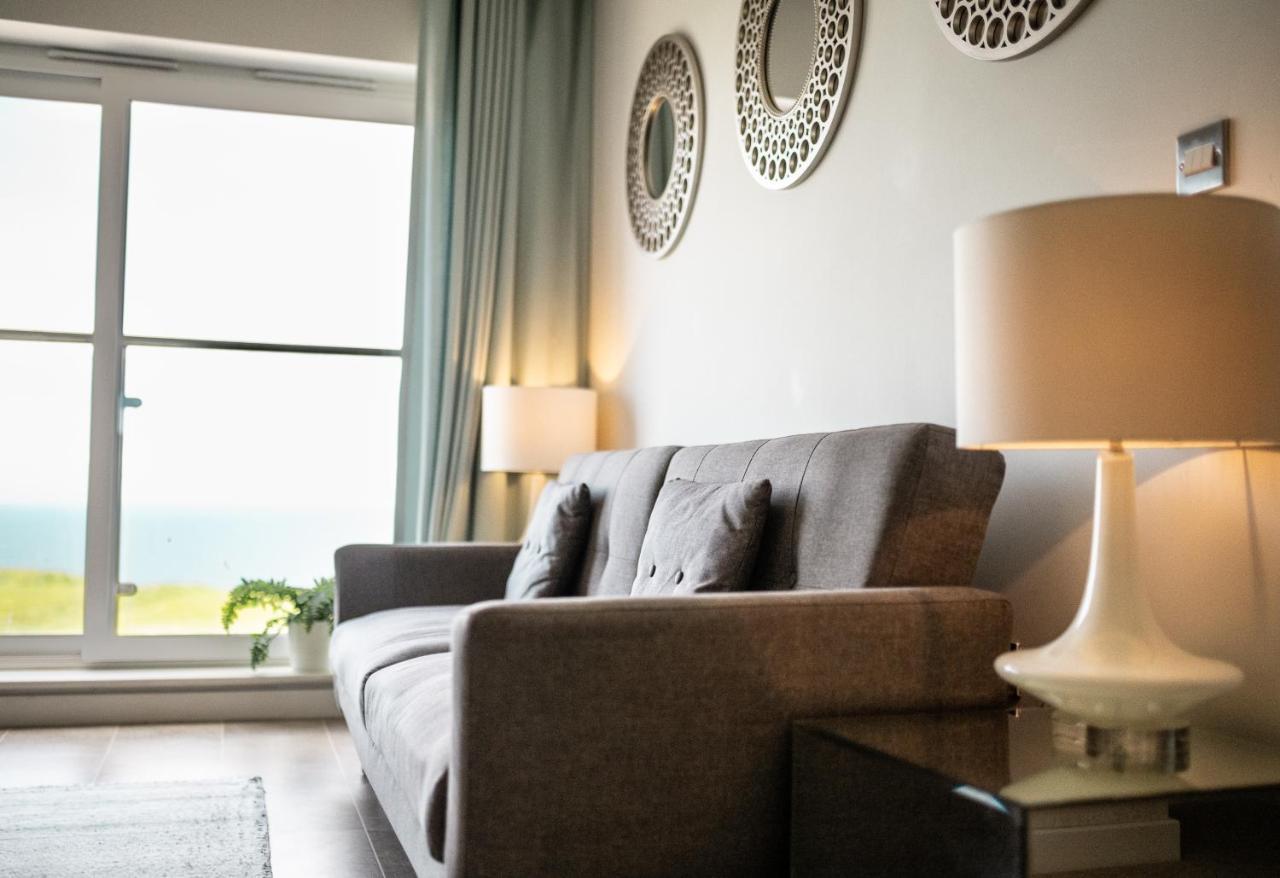 Stunning Sea Views, Luxury Apartment Beaches & Restaurants Are A Short Walk Away New Quay Eksteriør billede